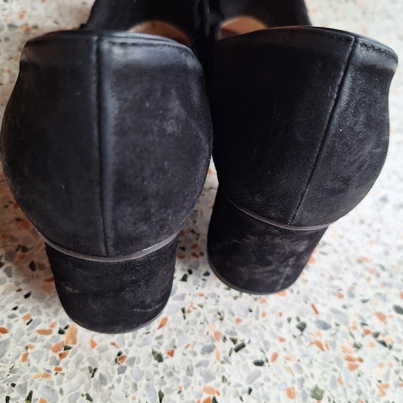 Gucci Marmont Suede Fringe GG Logo‎ Loafer Pumps - Picture 11 of 17